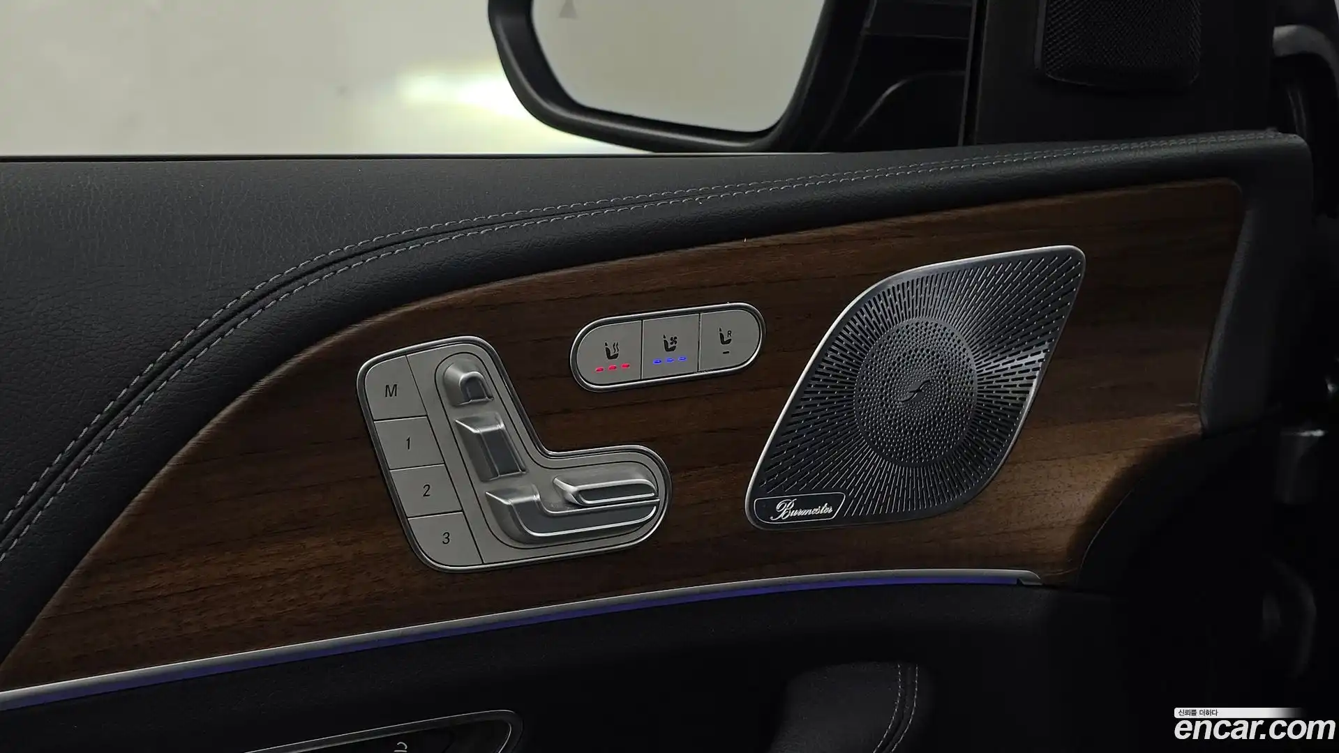 GLE-Class Mercedes-Benz 2020.10-OPTION-043
