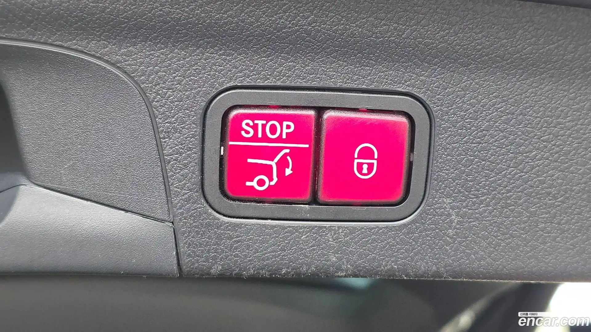 GLE-Class Mercedes-Benz 2020.10-OPTION-044