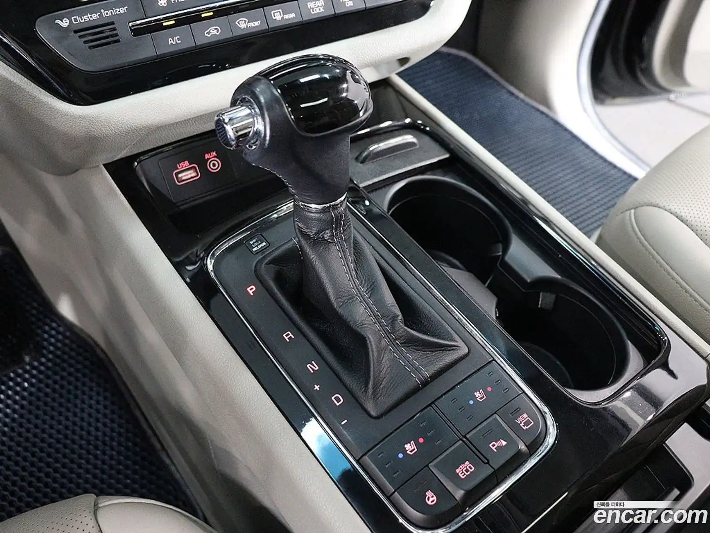 Canival Kia 2015.6-OPTION-015