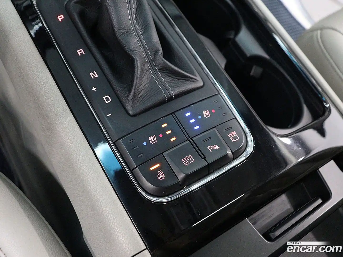 Canival Kia 2015.6-OPTION-016