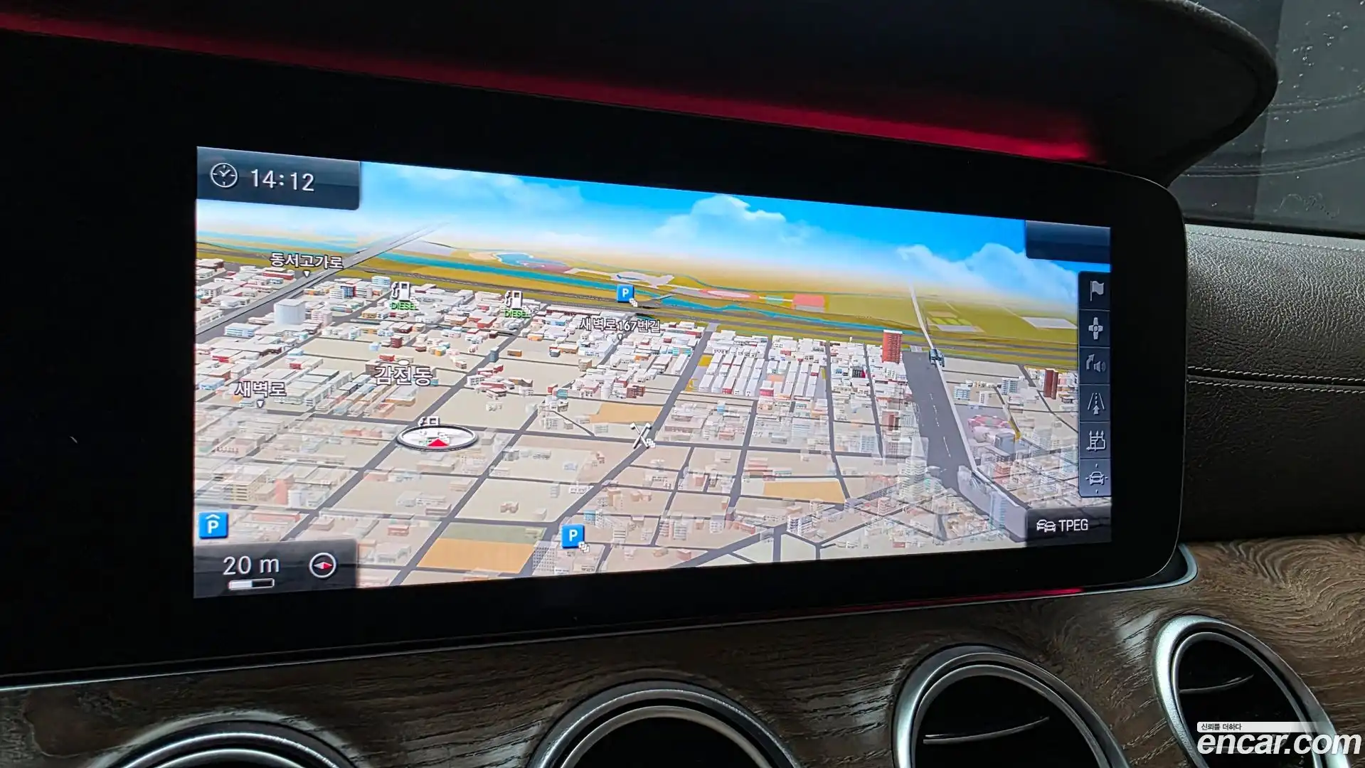 E-Class Mercedes-Benz 2017.2-OPTION-022