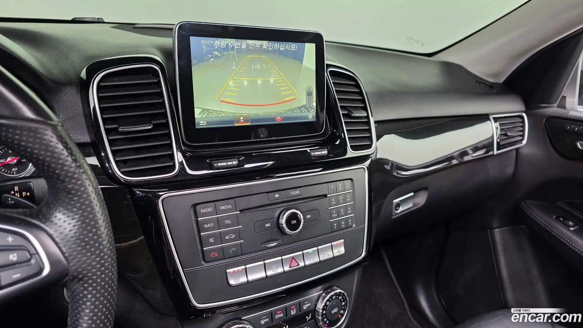GLE-Class Mercedes-Benz 2016.6-OPTION-019