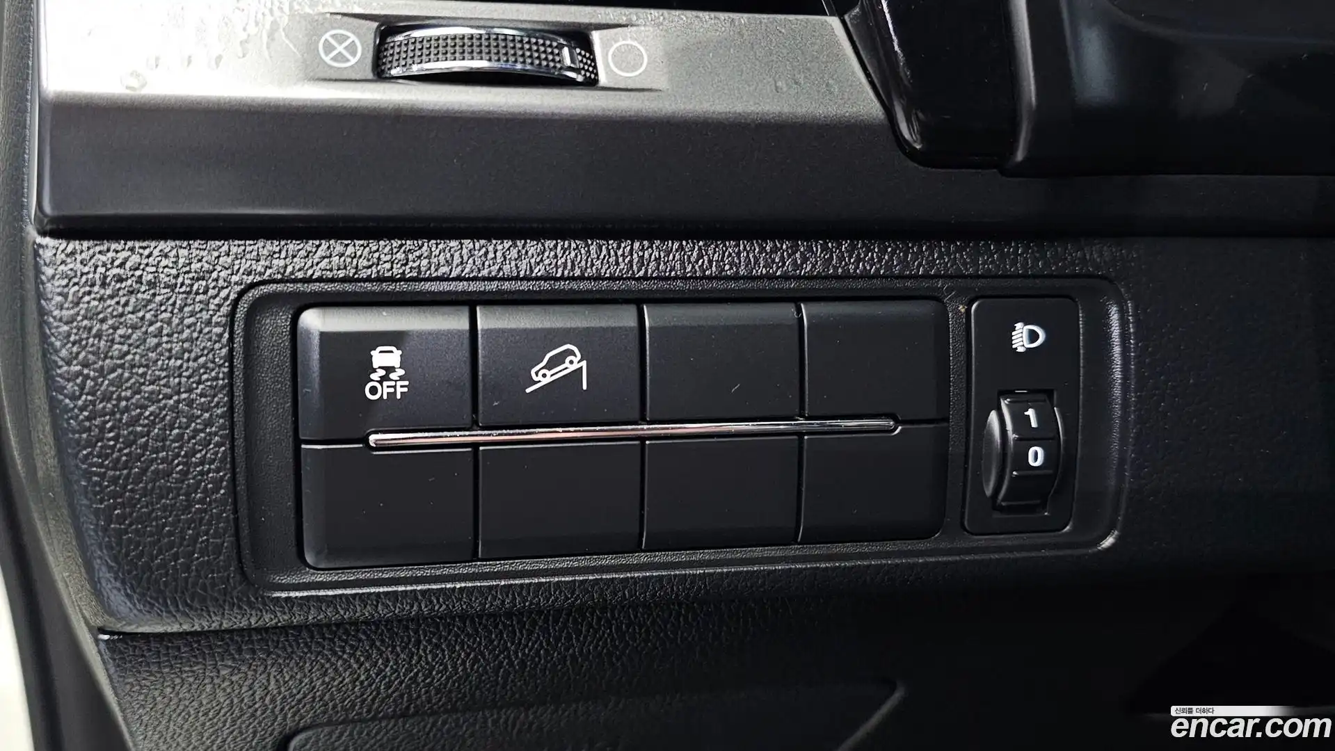Rexton KG Mobility 2021.6-OPTION-024