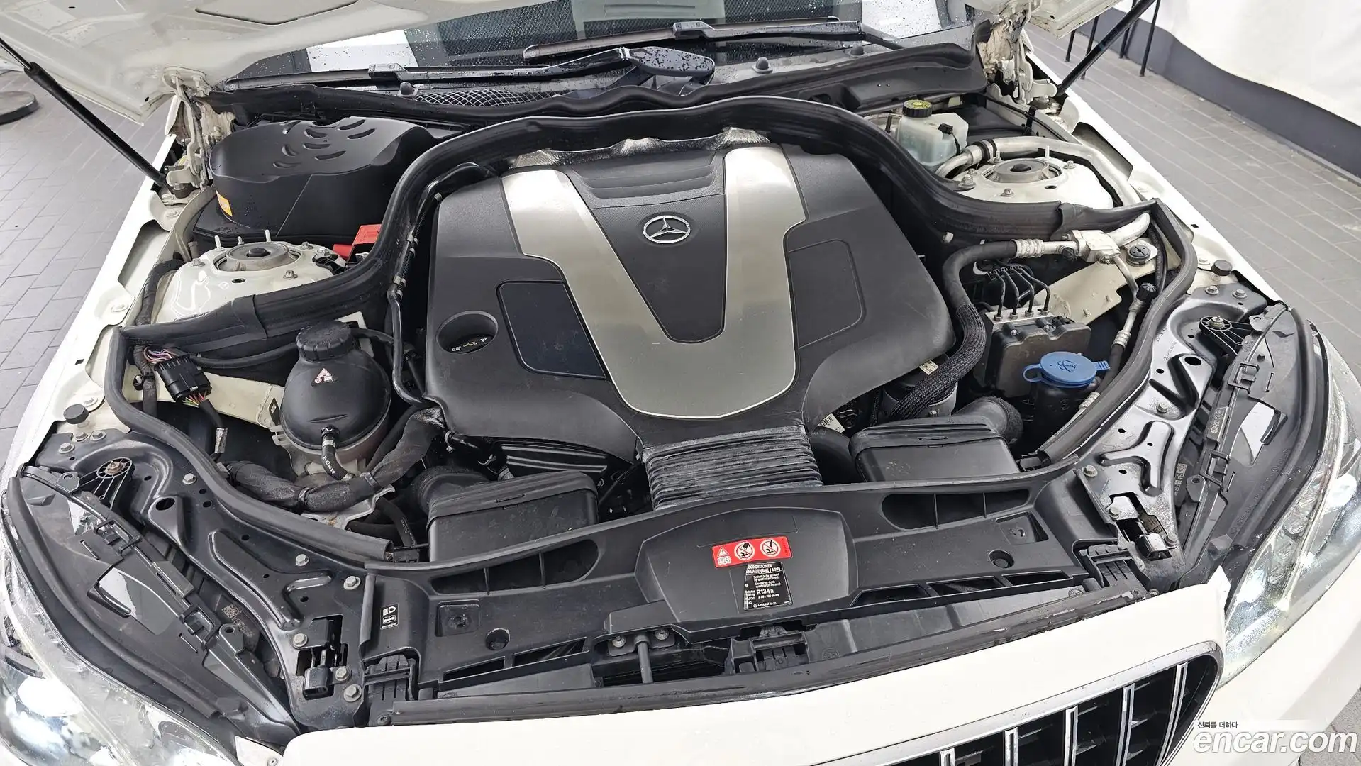 E-Class Mercedes-Benz 2016.0-OUTER-006