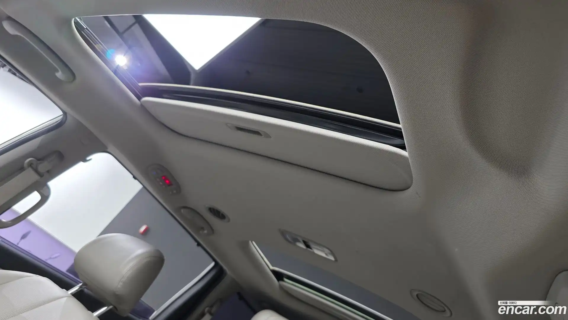 Canival Kia 2019.3-OPTION-042
