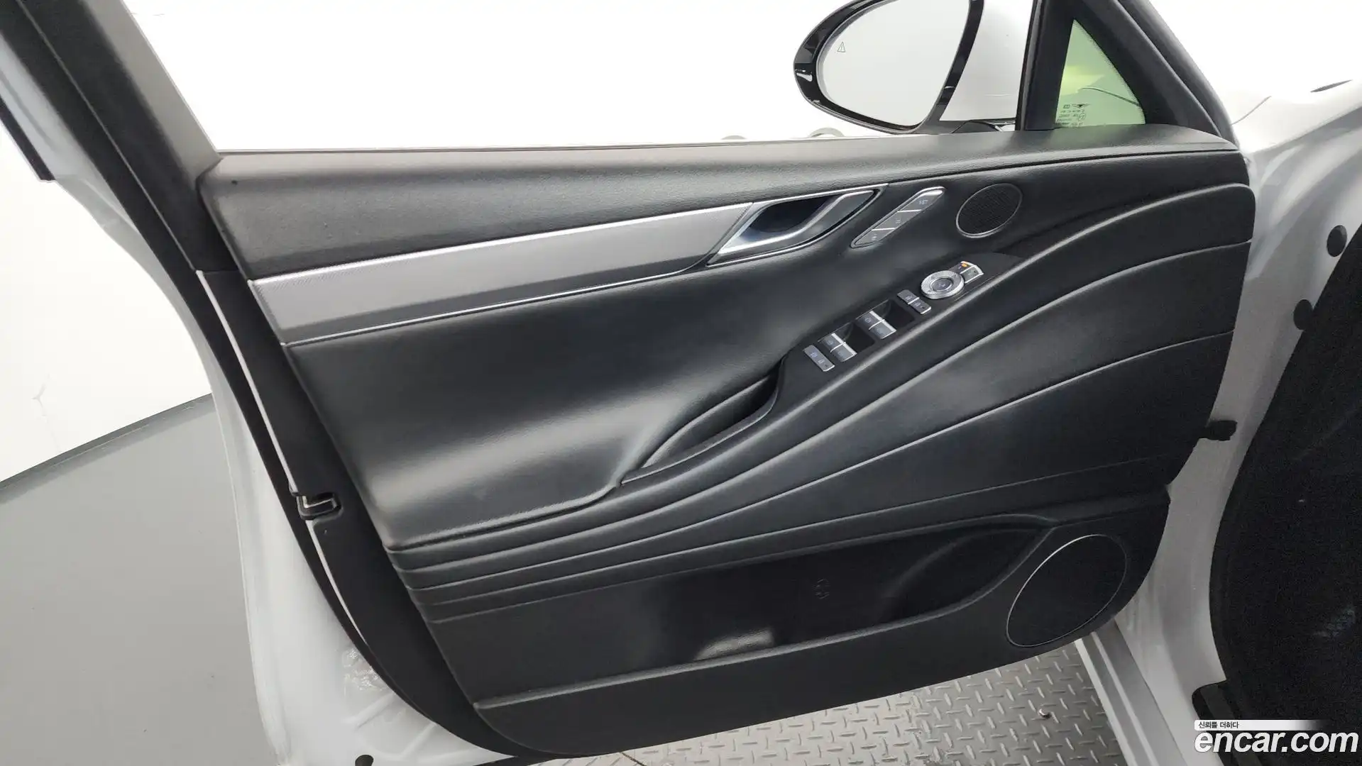 G80 Genesis 2023.5-INNER-034
