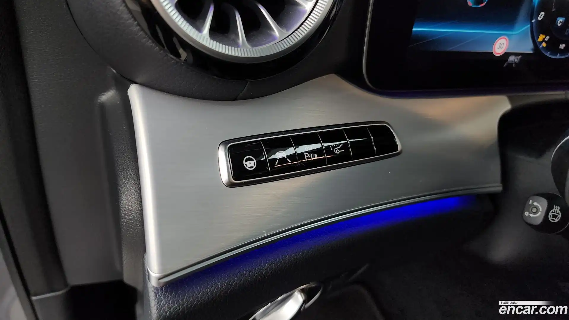 CLS-Class Mercedes-Benz 2019.1-OPTION-020