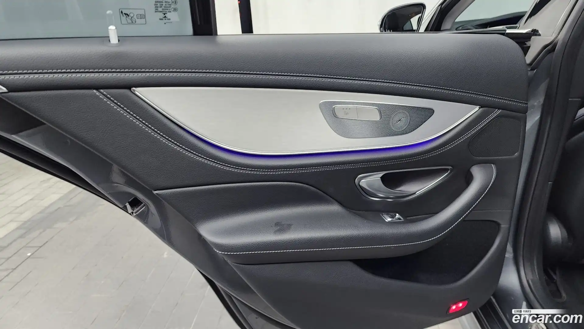 CLS-Class Mercedes-Benz 2019.1-INNER-035