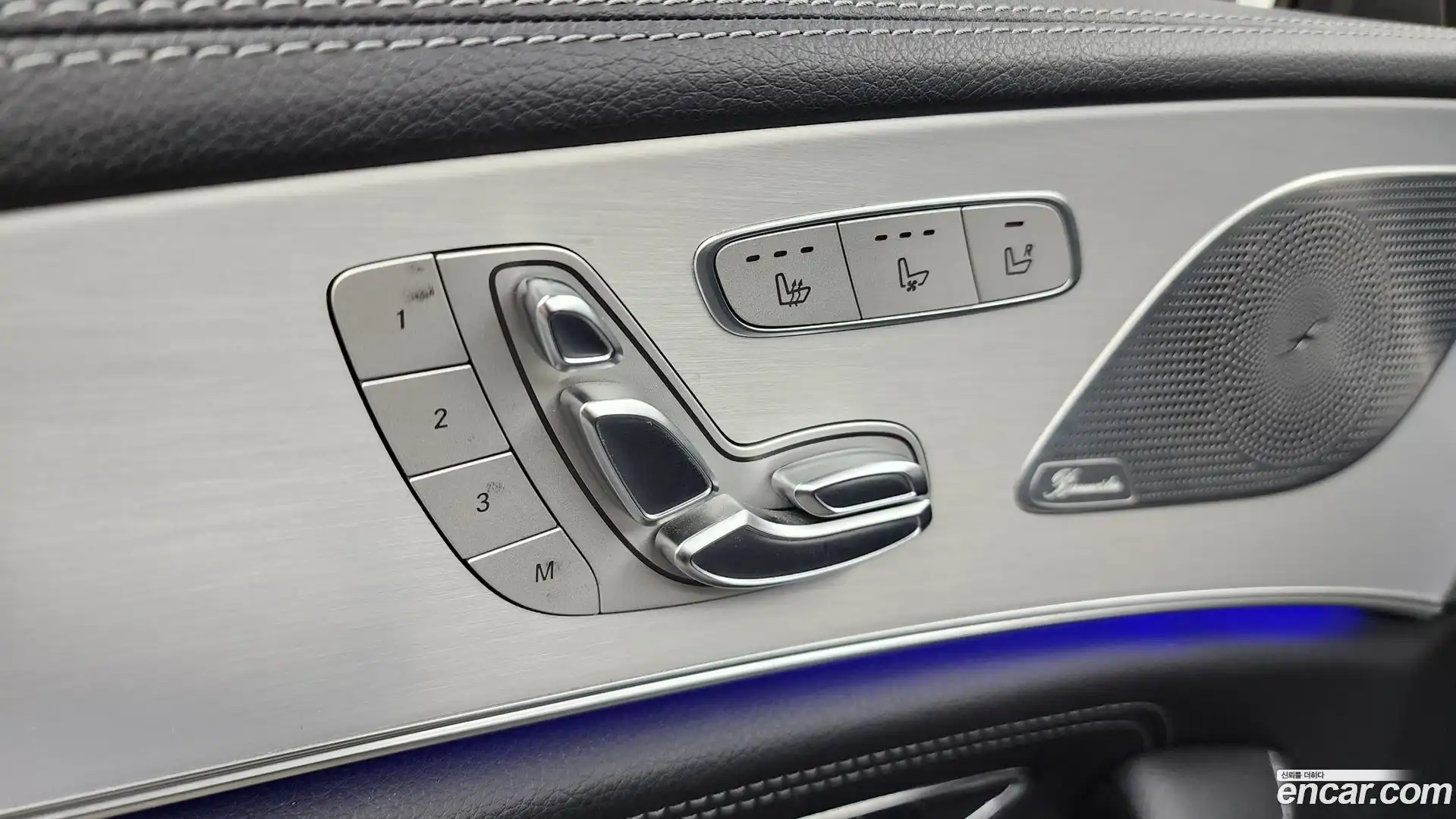 CLS-Class Mercedes-Benz 2019.1-OPTION-043