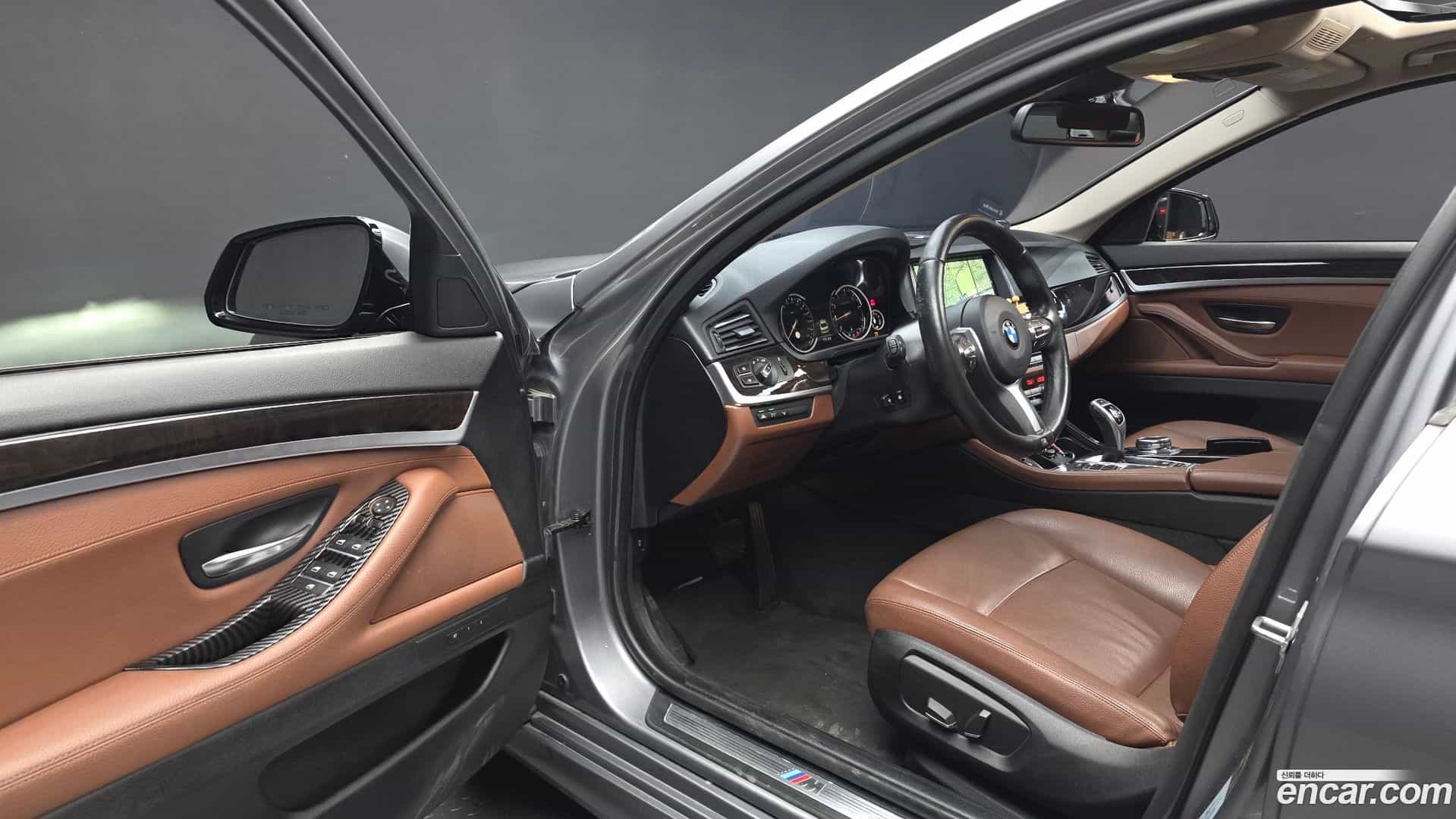5-Series BMW 2016.8-INNER-010