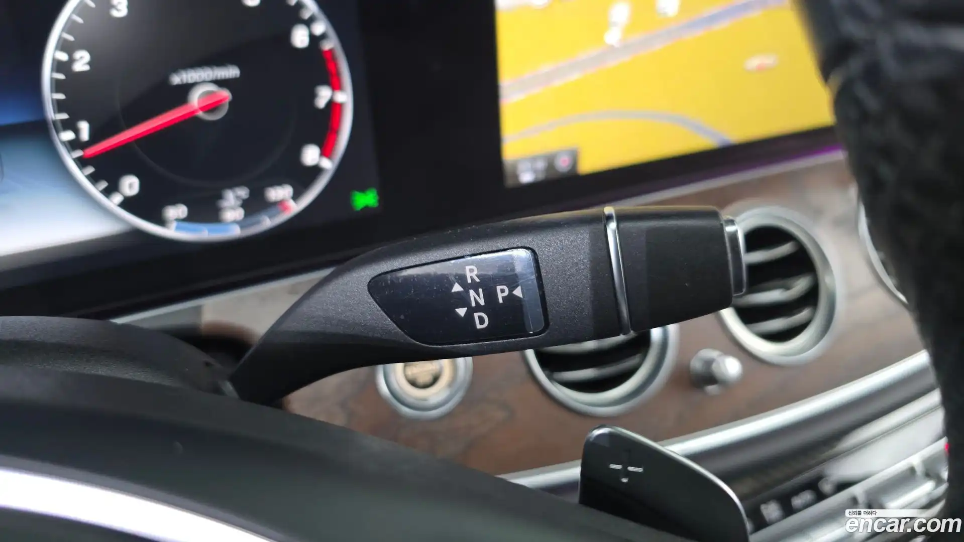 E-Class Mercedes-Benz 2016.8-INNER-009