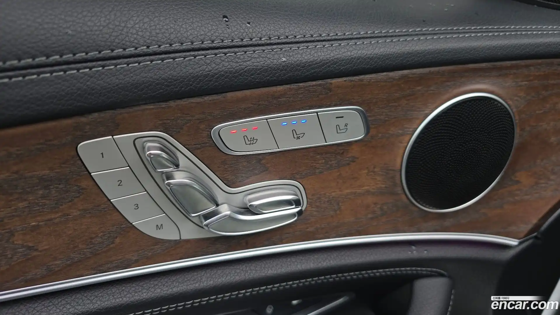 E-Class Mercedes-Benz 2016.8-OPTION-024