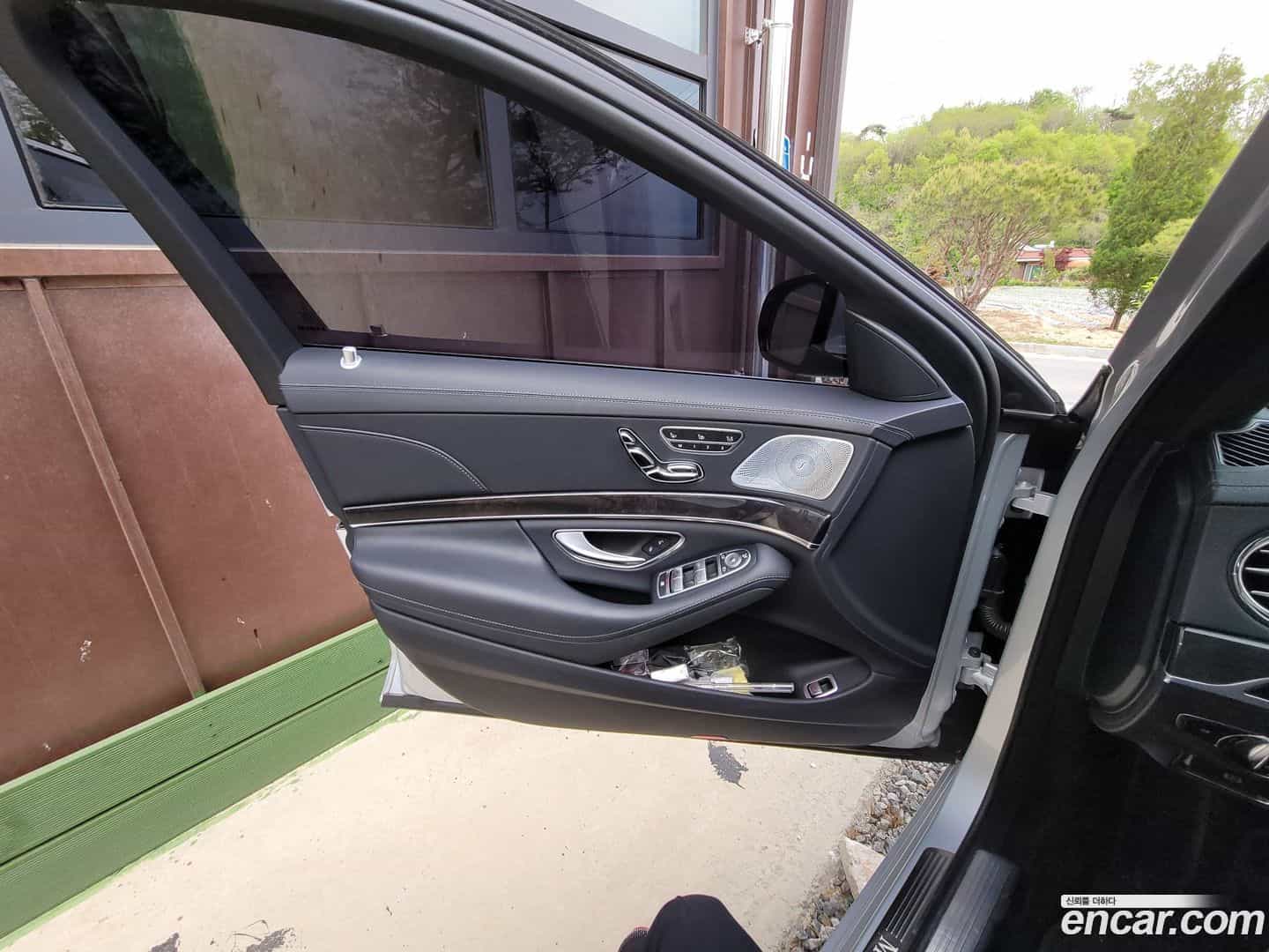 S-Class Mercedes-Benz 2017.4-OPTION-020