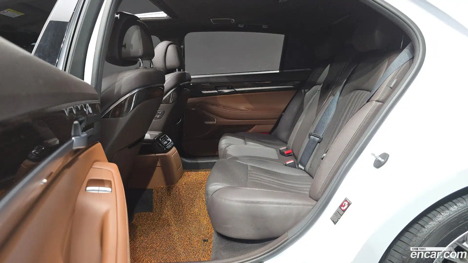 G90 Genesis 2019.0-OPTION-016