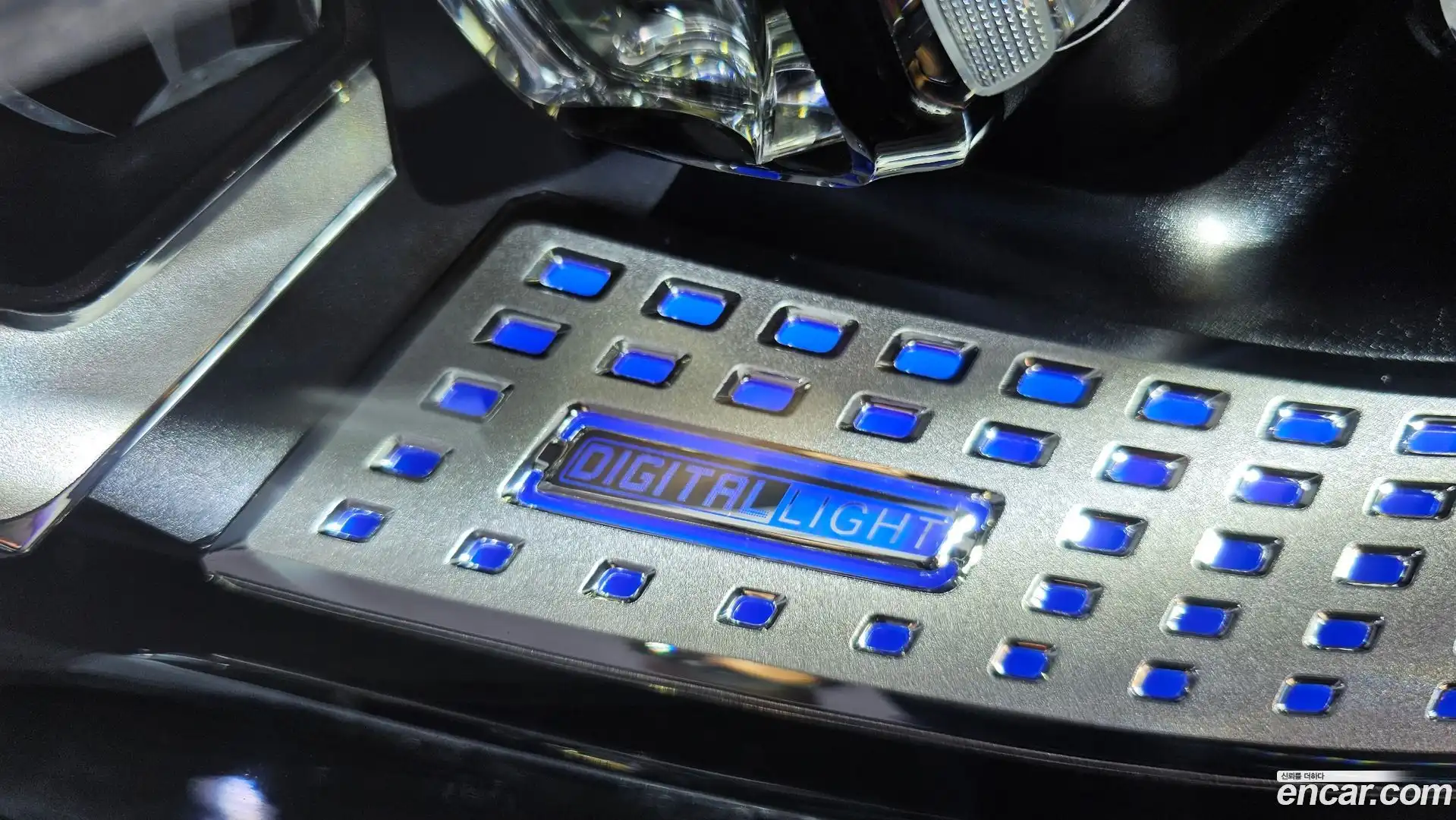 S-Class Mercedes-Benz 2023.6-OPTION-024