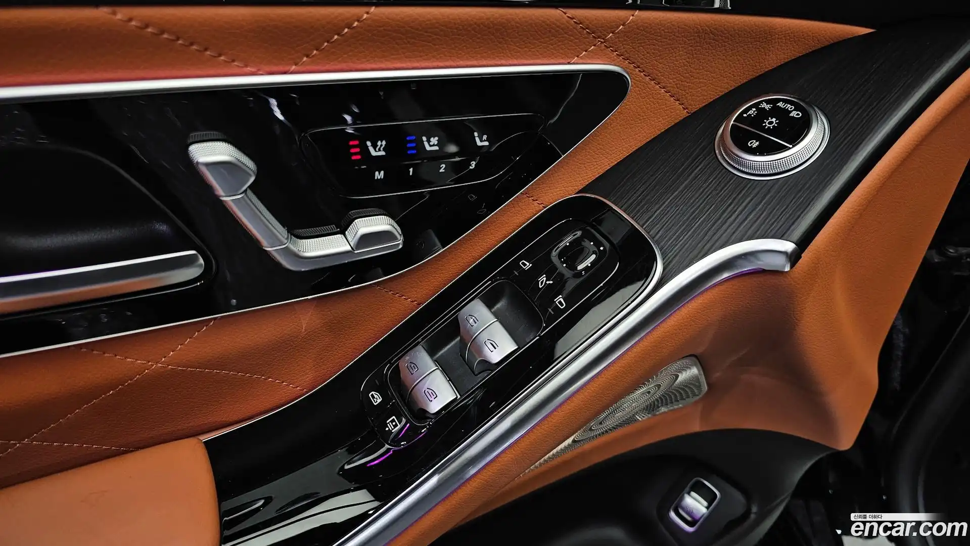 S-Class Mercedes-Benz 2023.6-OPTION-042