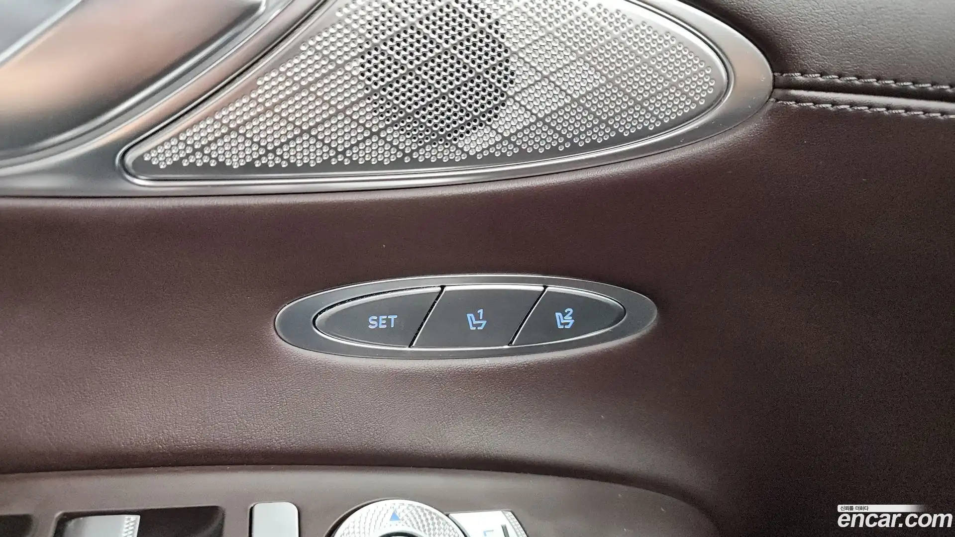 GV70 Genesis 2021.0-OPTION-024
