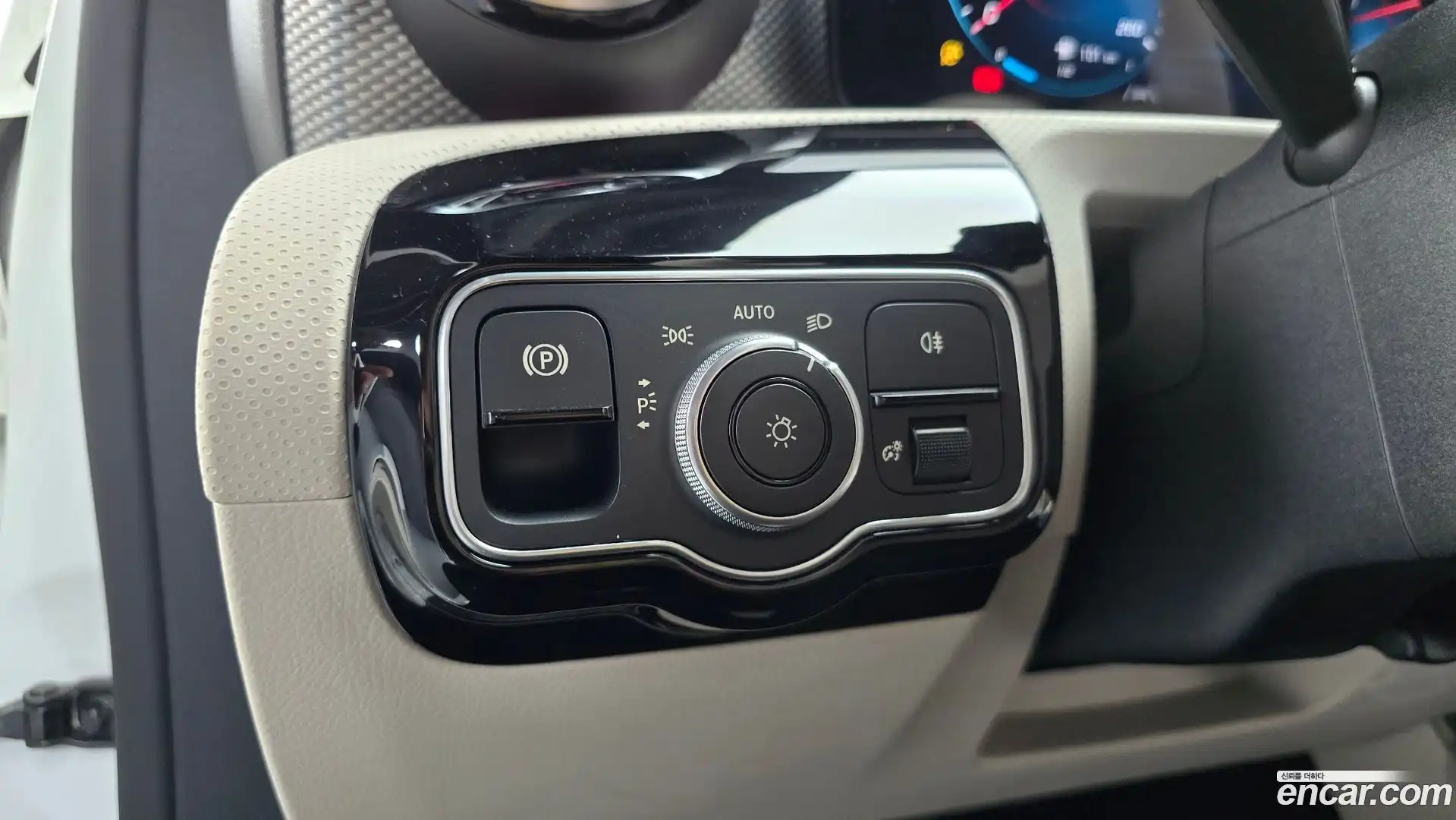 A-Class Mercedes-Benz 2022.7-OPTION-024