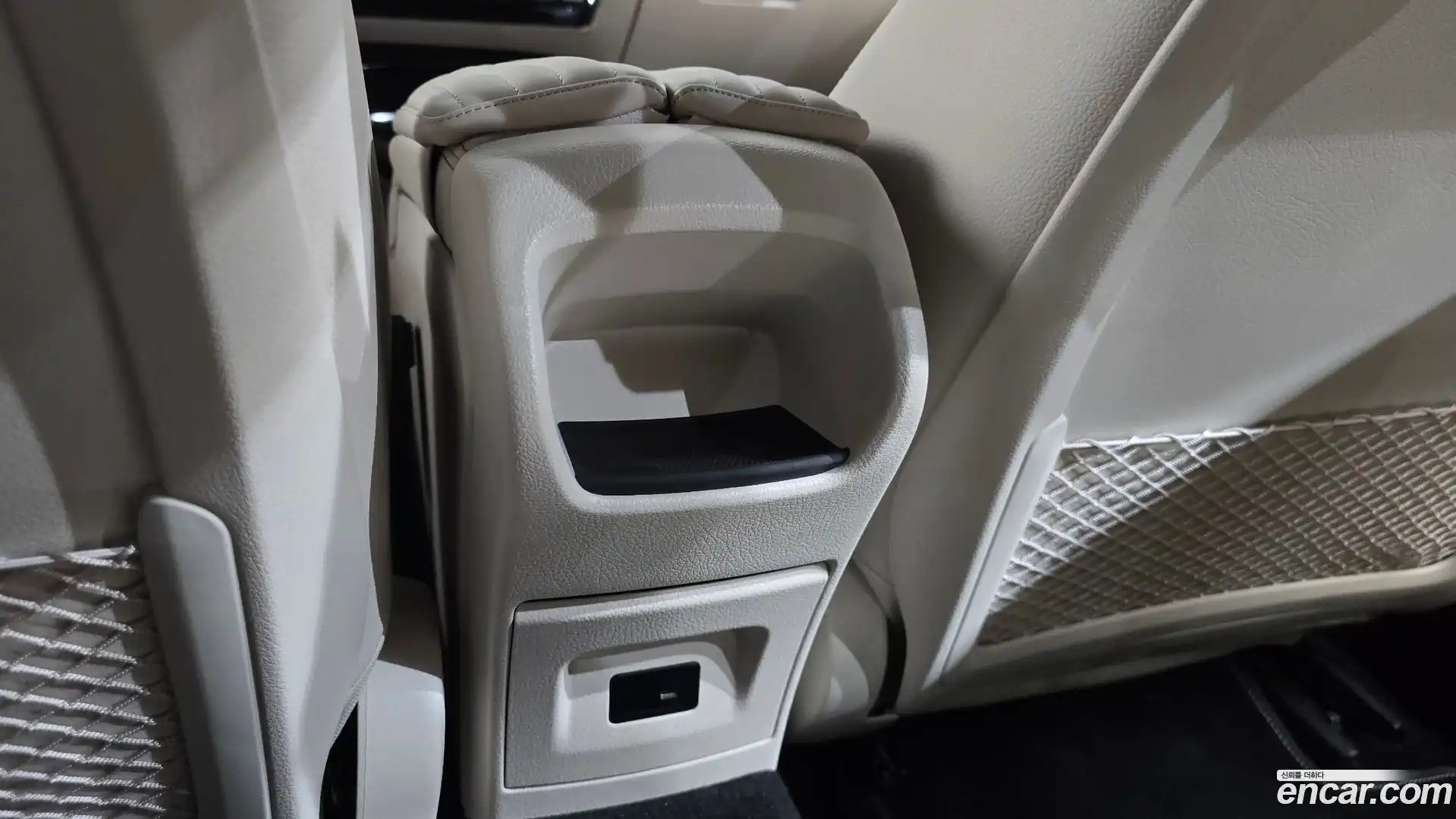 A-Class Mercedes-Benz 2022.7-OPTION-041
