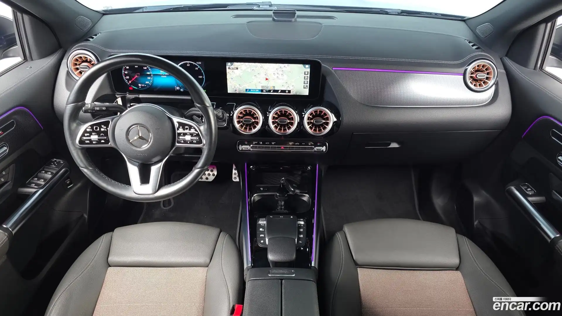 EQA Mercedes-Benz 2021.6-INNER-007