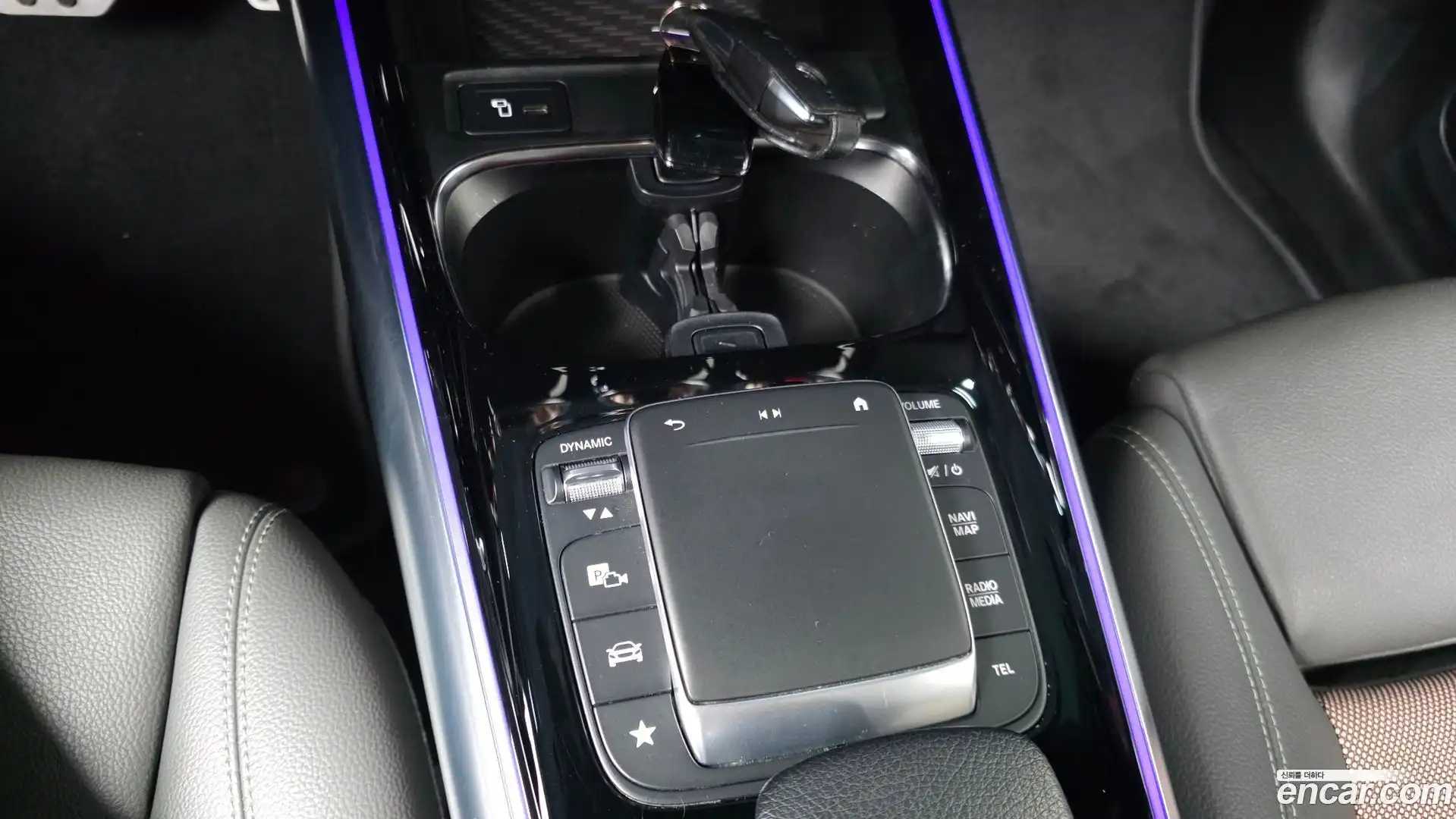 EQA Mercedes-Benz 2021.6-OPTION-021
