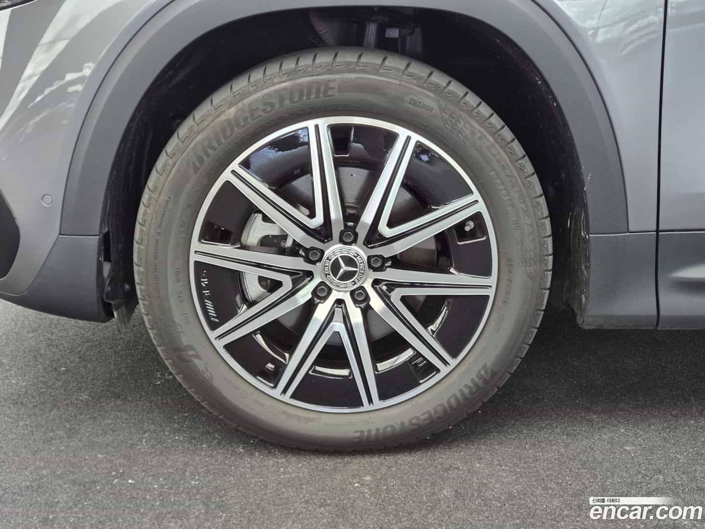 EQB Mercedes-Benz 2025.10-OUTER-005