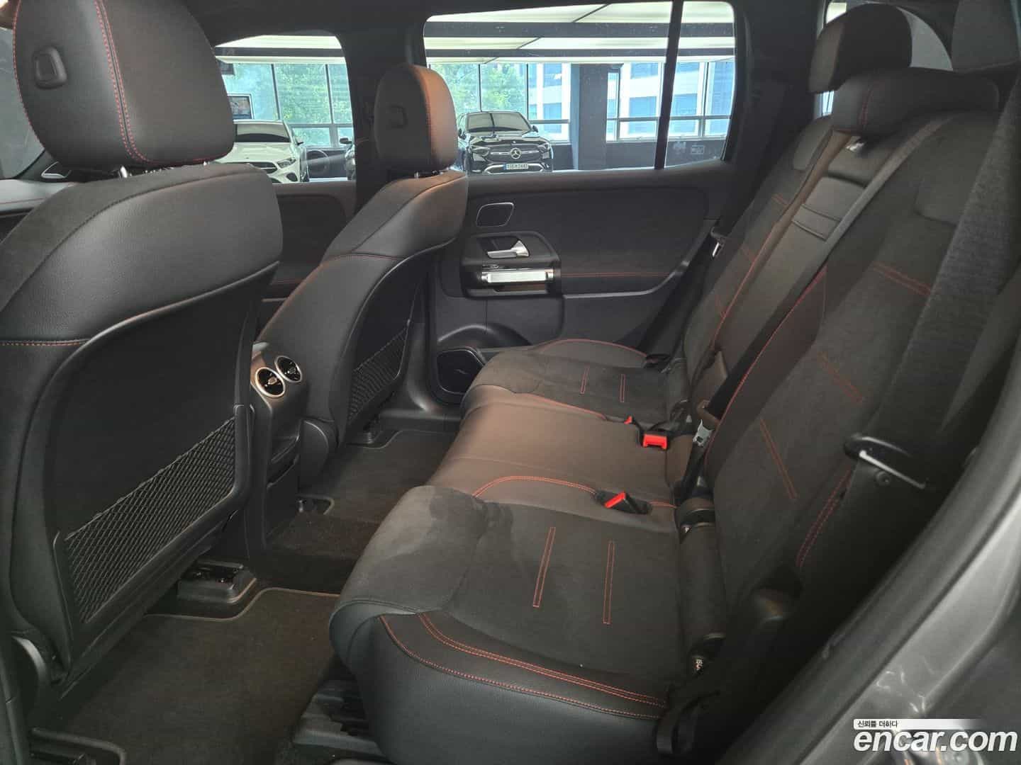 EQB Mercedes-Benz 2025.10-OPTION-016