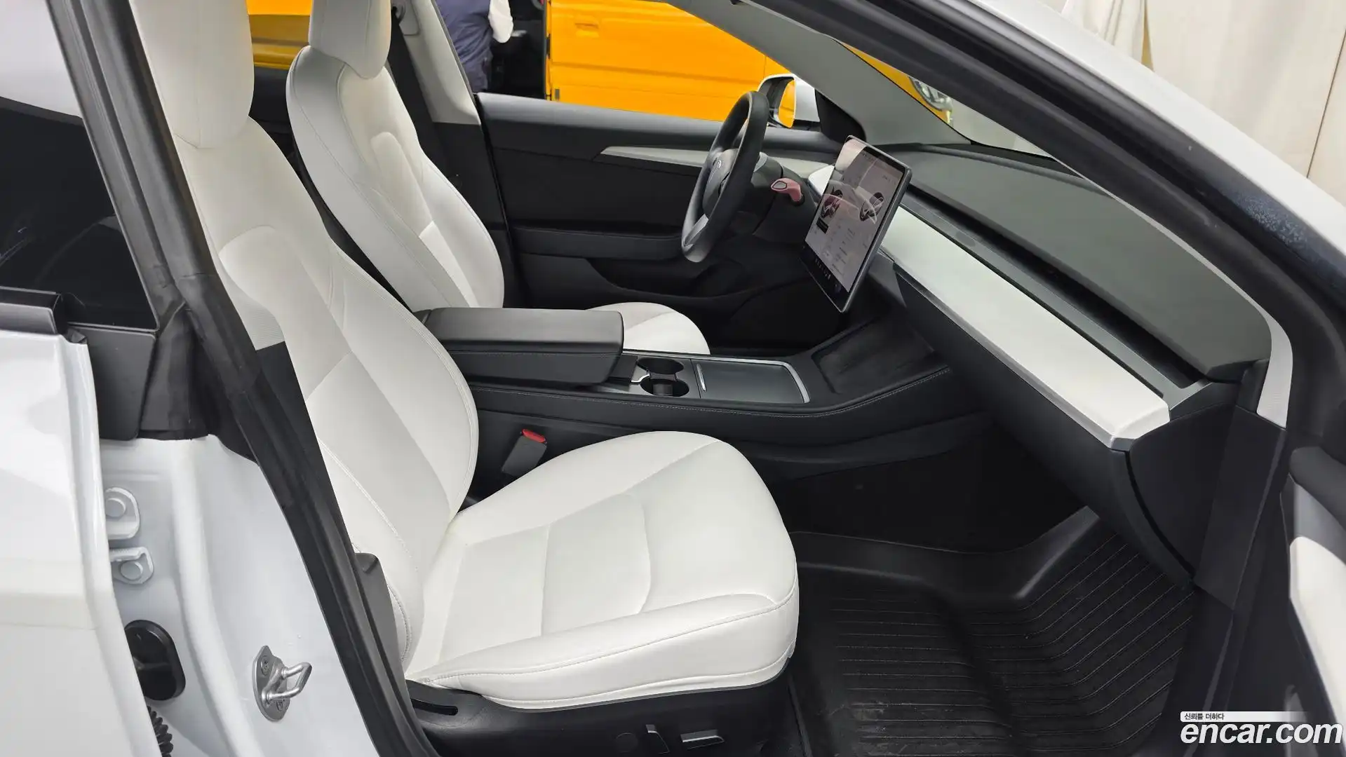 Model 3 Tesla 2022.7-INNER-036