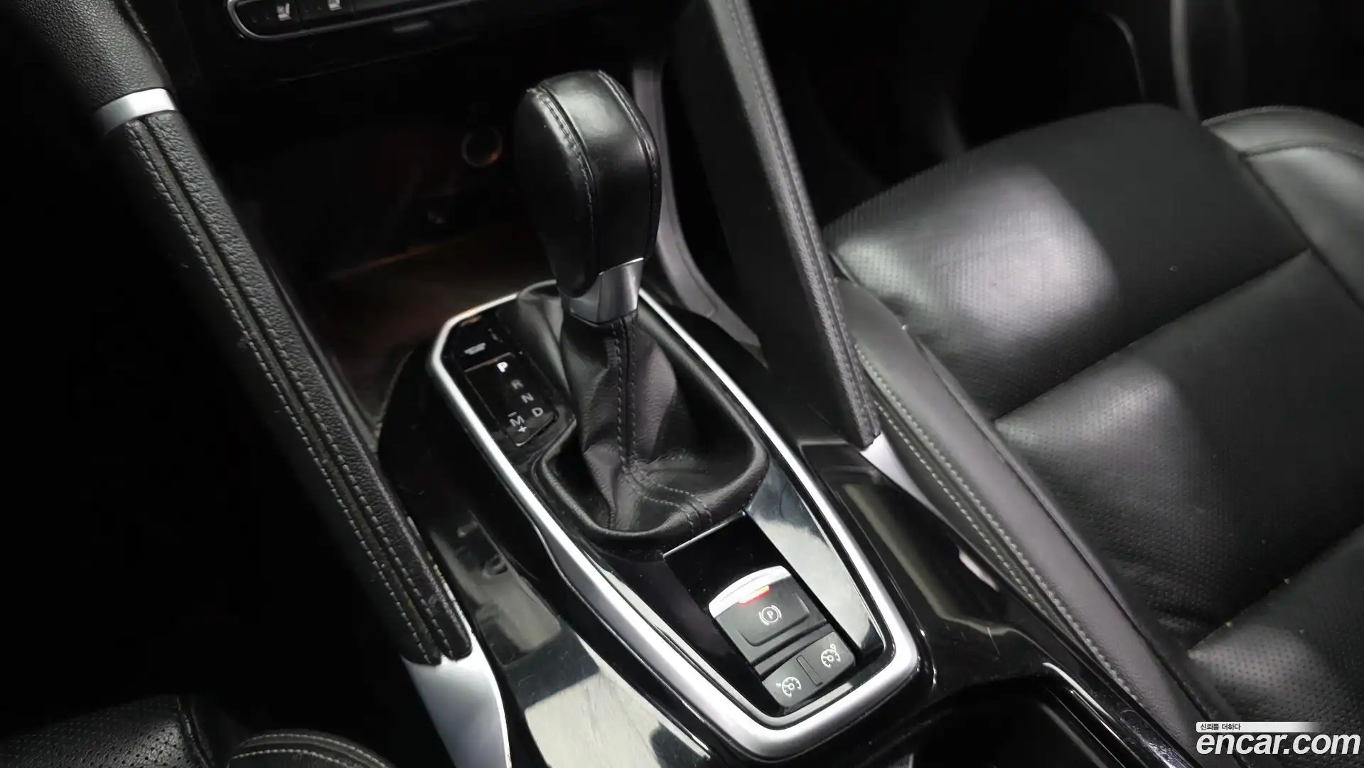 QM6 Renault Korea 2022.1-INNER-009