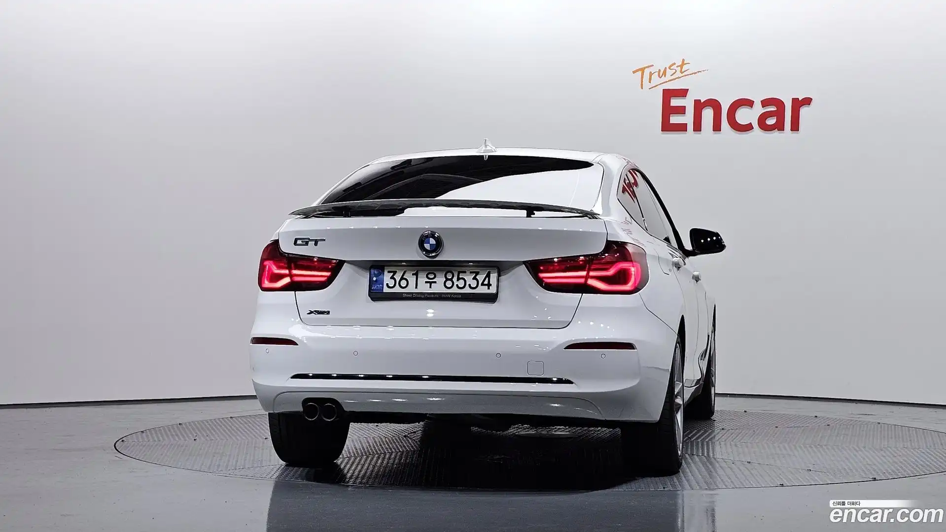 Gran Turismo BMW 2019.10-OUTER-004
