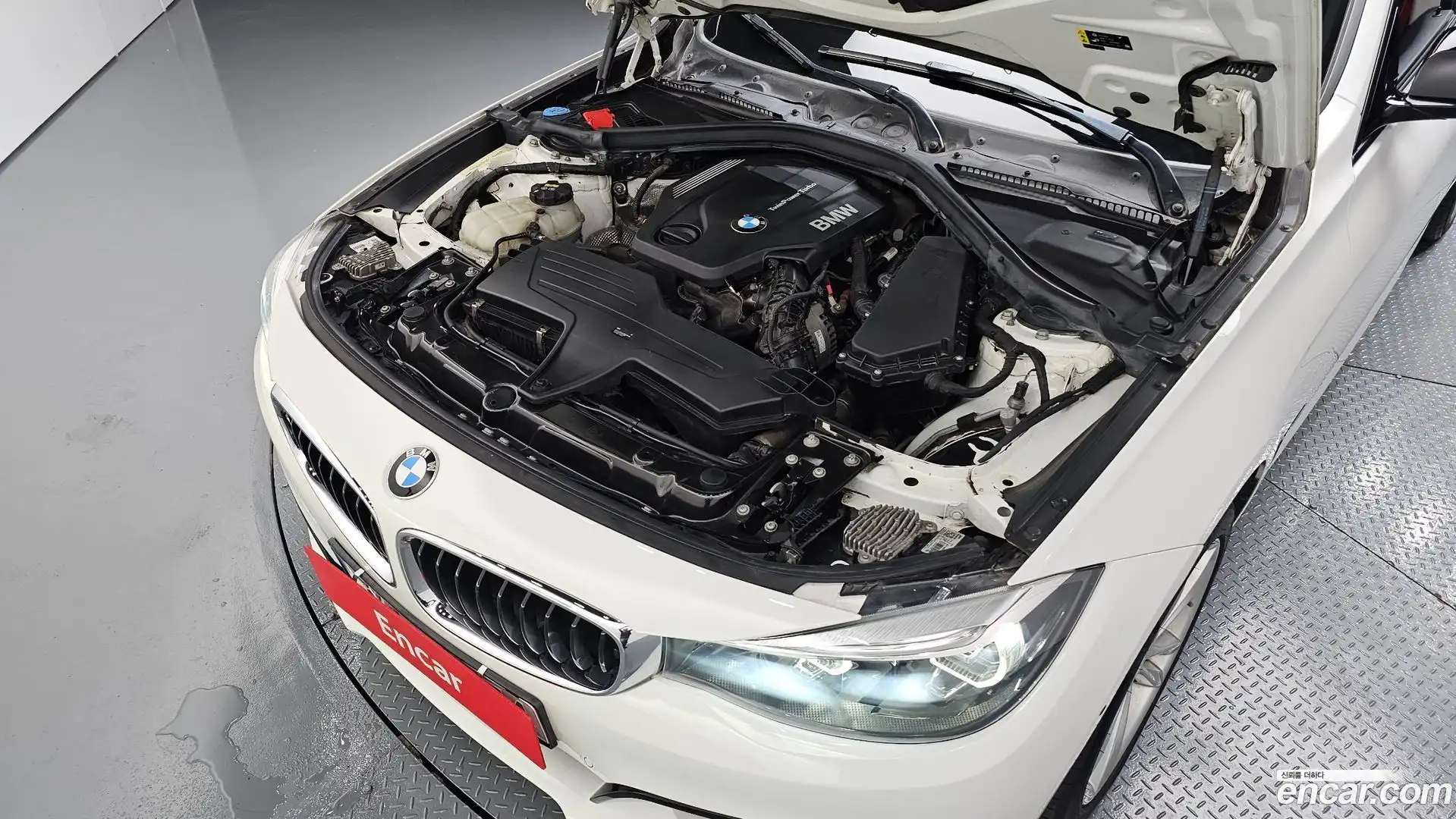 Gran Turismo BMW 2019.10-OUTER-006