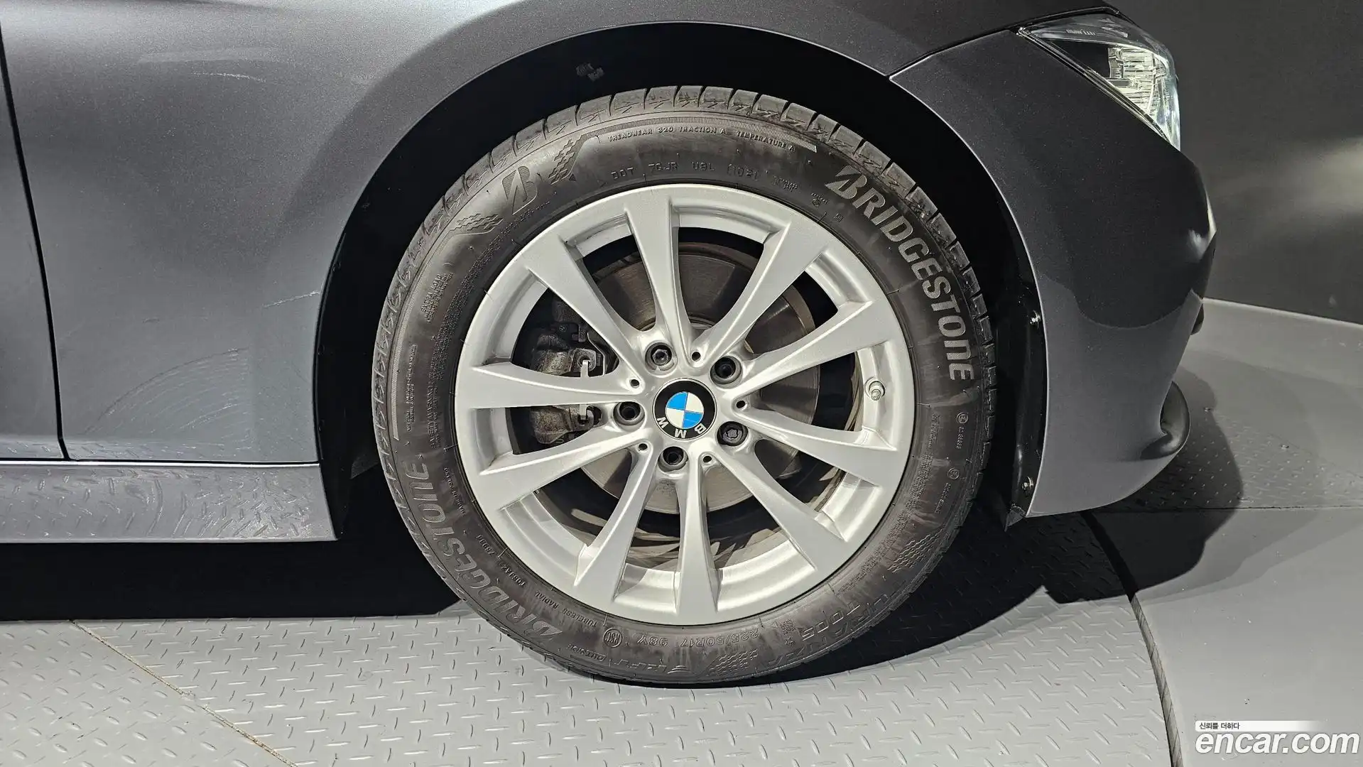 3-Series BMW 2016.5-OUTER-031