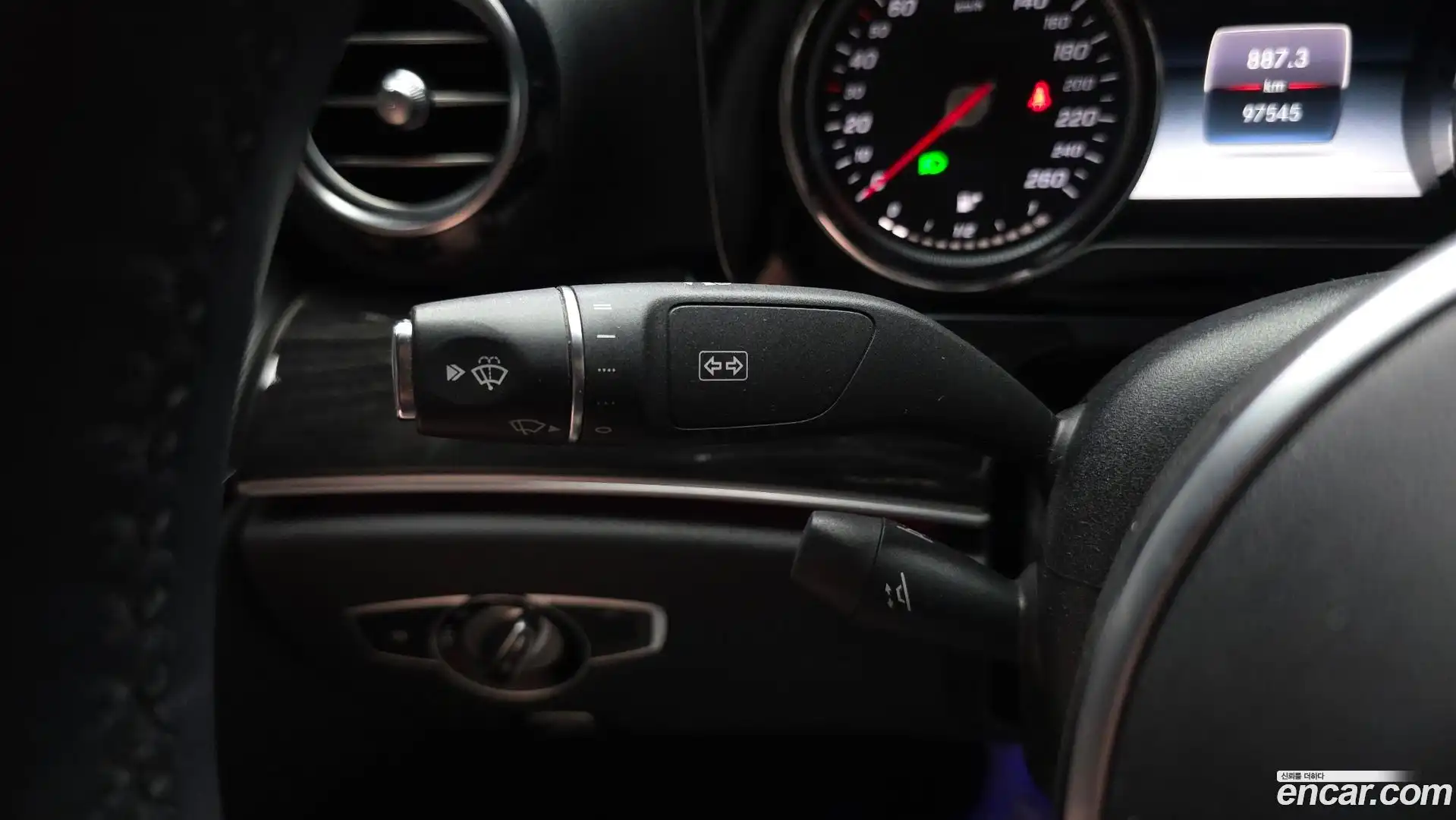 E-Class Mercedes-Benz 2019.8-OPTION-021