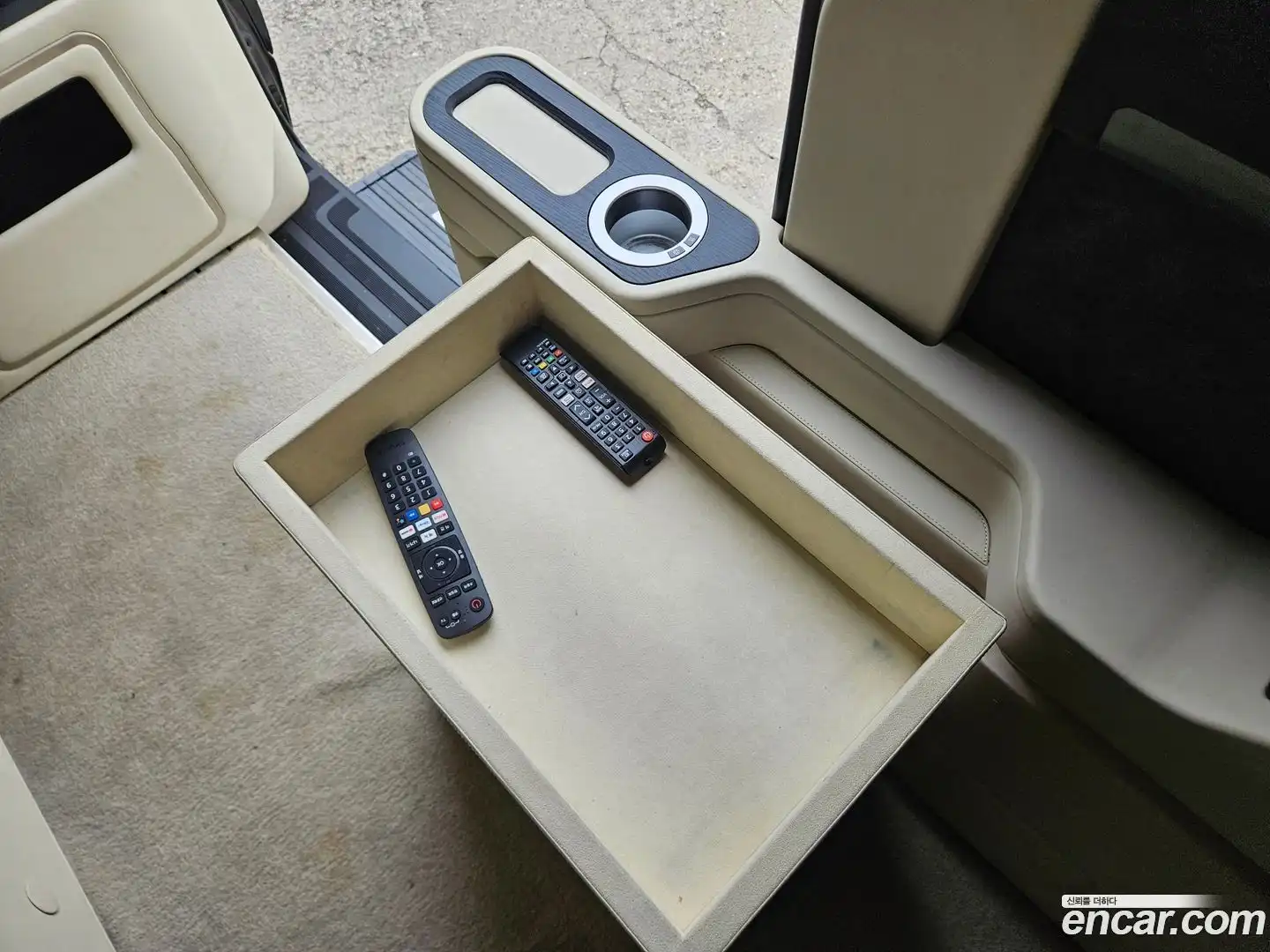 Sprinter Mercedes-Benz 2023.5-INNER-010