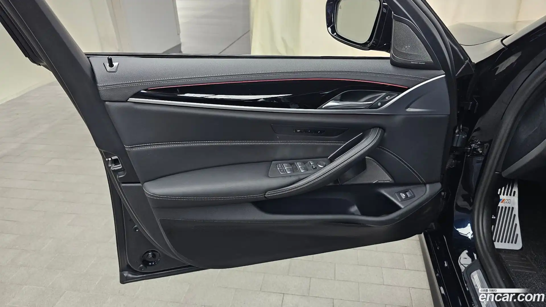 5-Series BMW 2023.5-INNER-034