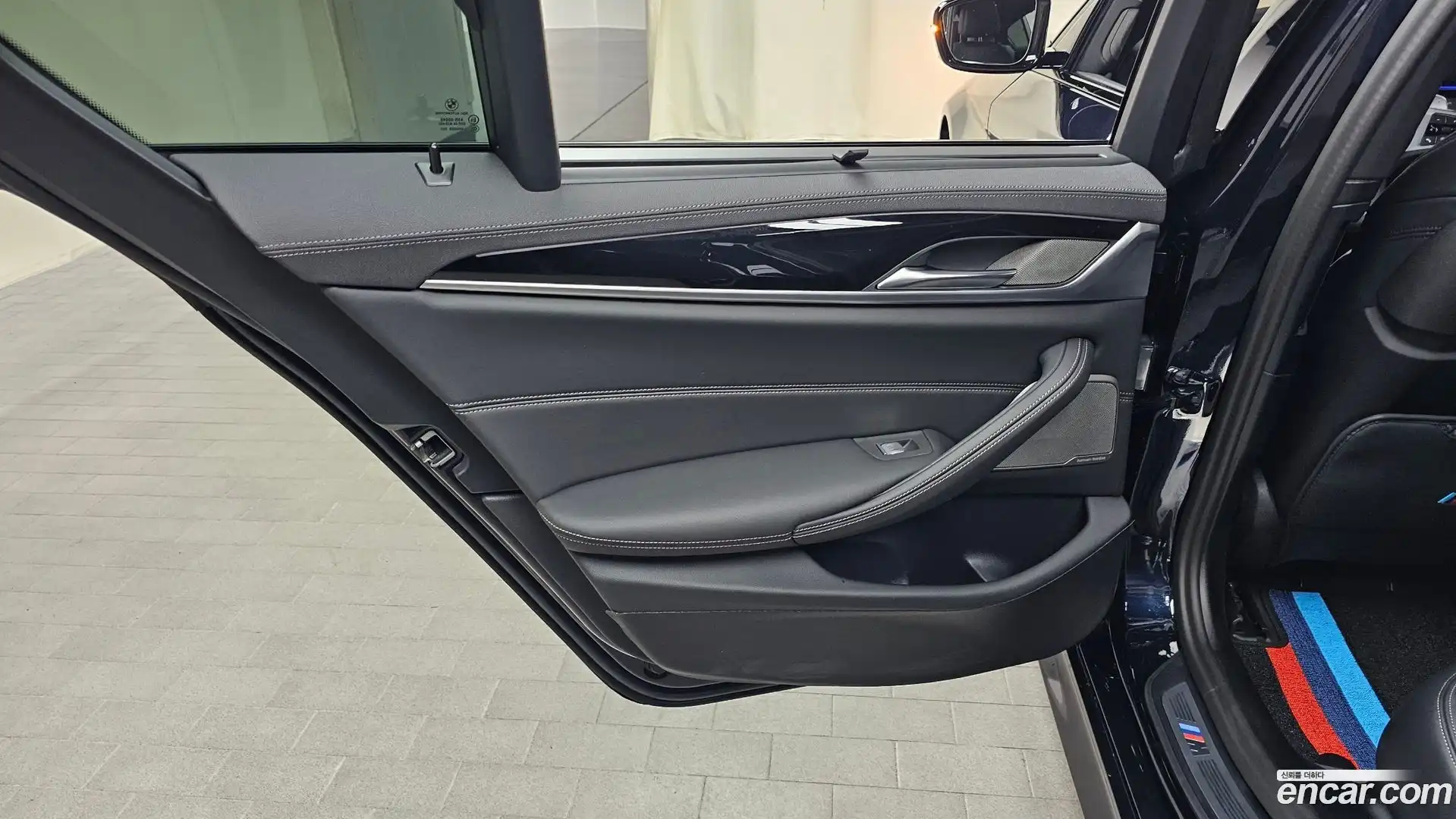 5-Series BMW 2023.5-INNER-035