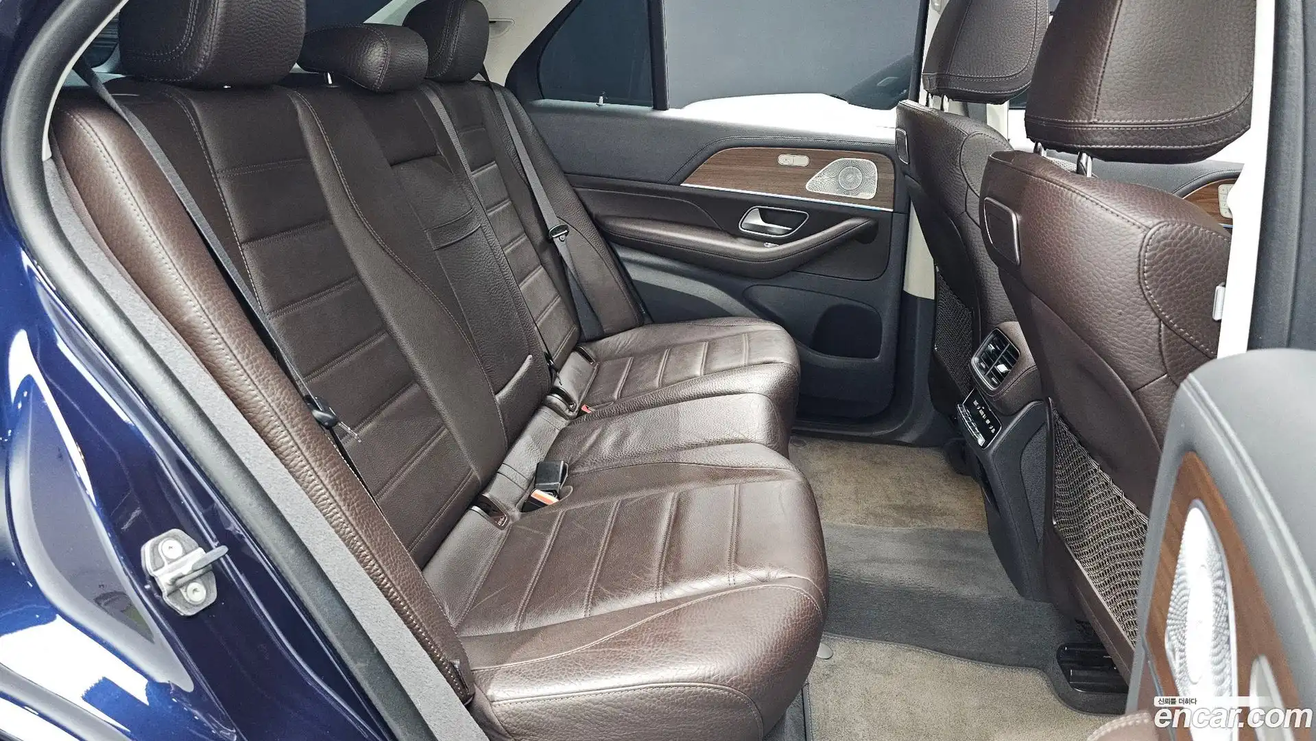 GLE-Class Mercedes-Benz 2020.11-OPTION-016