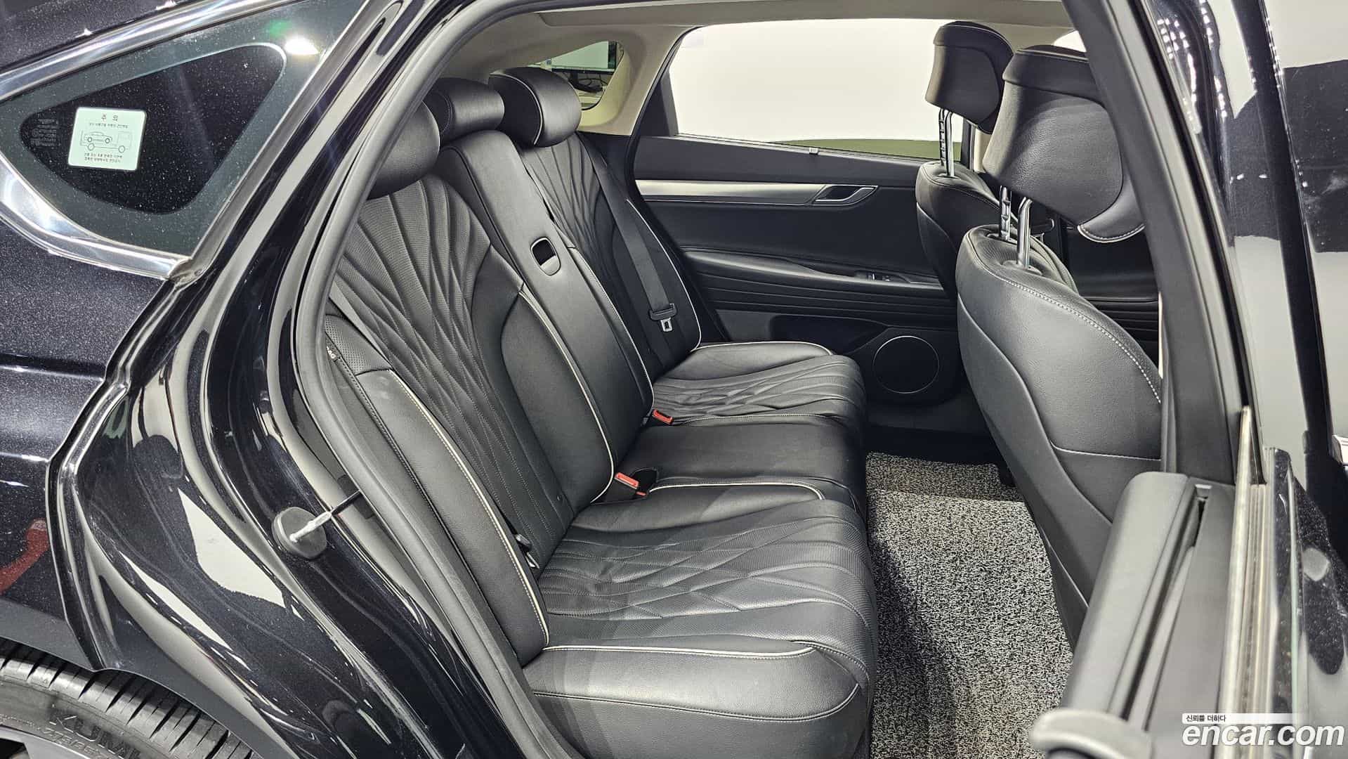 G80 Genesis 2020.11-INNER-036