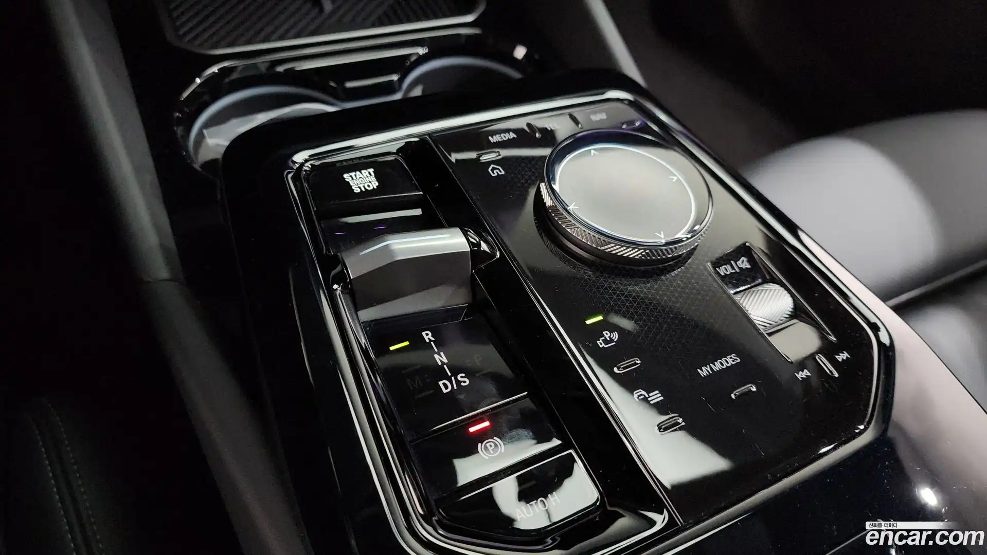 5-Series BMW 2025.3-INNER-009
