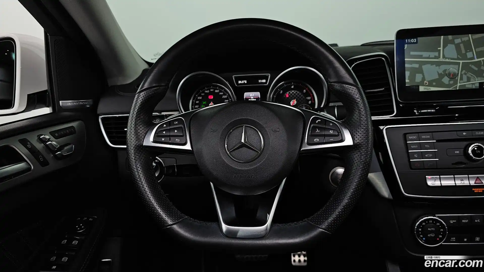 GLE-Class Mercedes-Benz 2017.1-OPTION-017