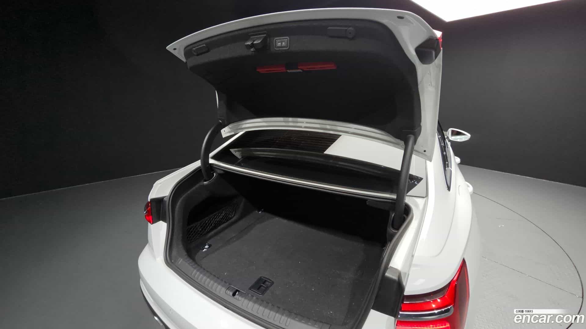 A6 Audi 2022.11-OPTION-024