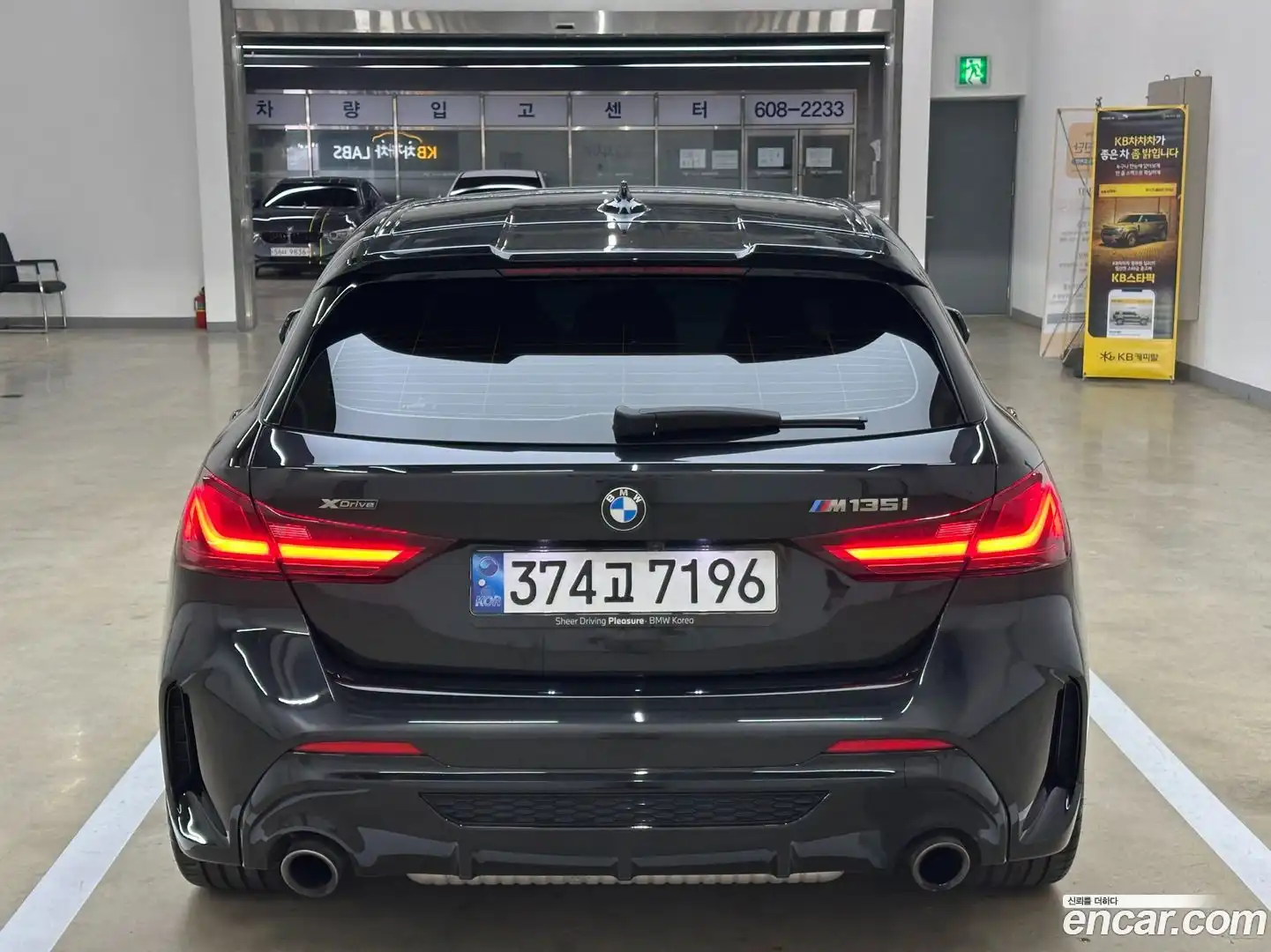 1-Series BMW 2023.11-OUTER-004