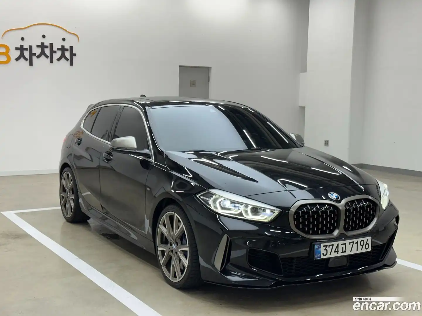 1-Series BMW 2023.11-OUTER-006