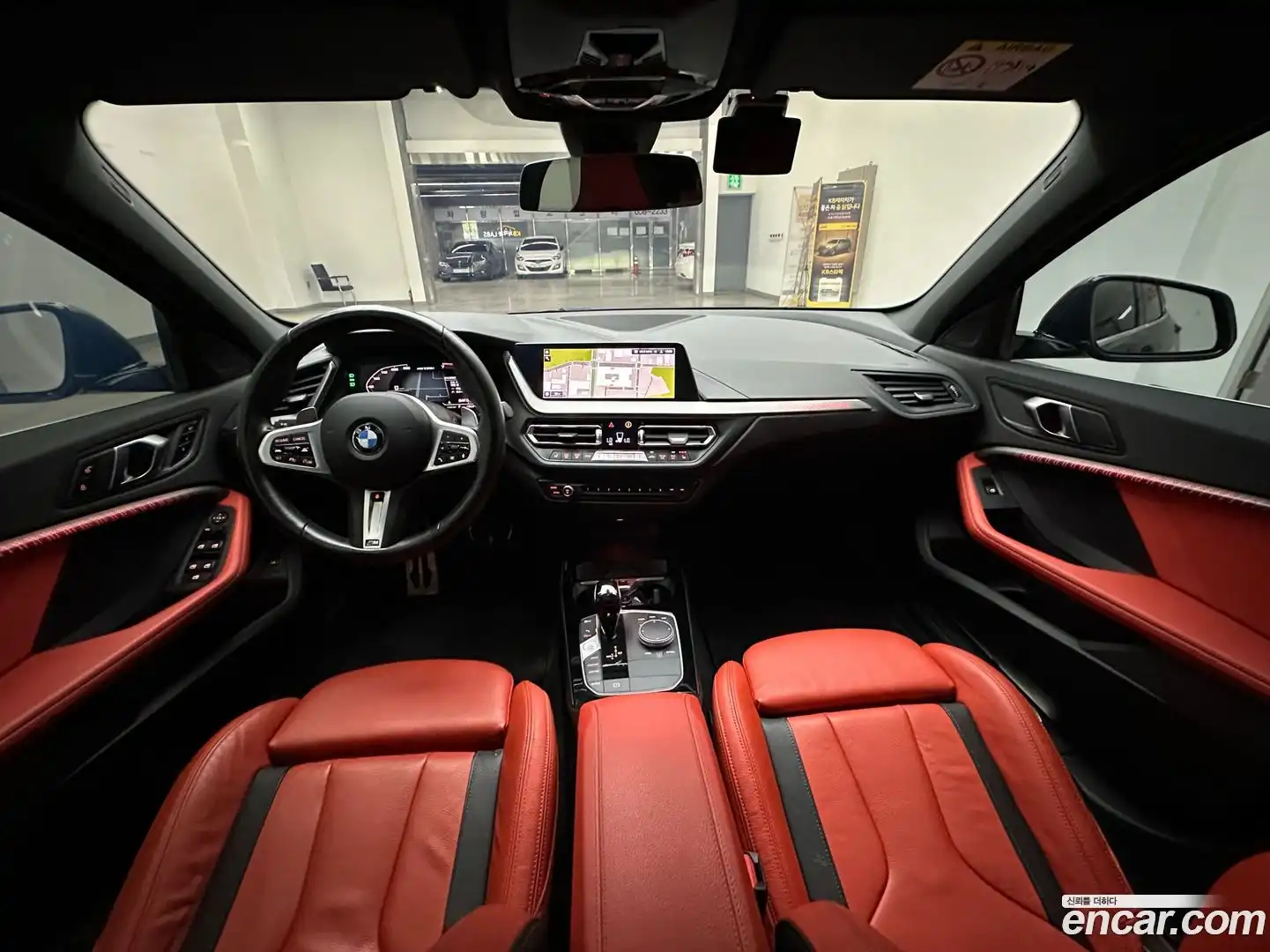 1-Series BMW 2023.11-INNER-007