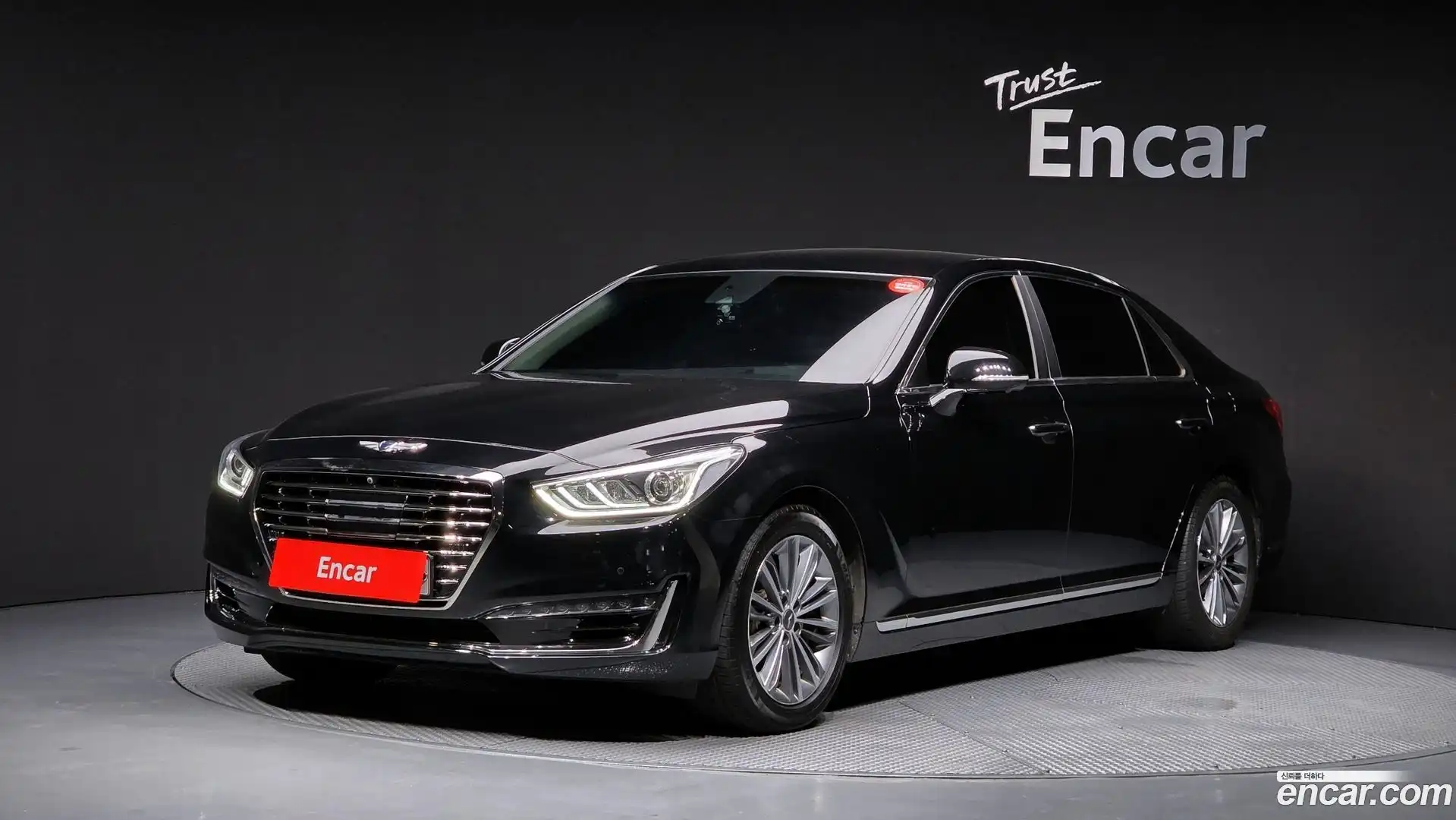 EQ900 Genesis 2016.3-OUTER-001