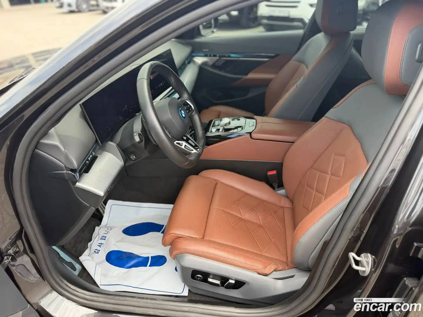 i5 BMW 2024.1-INNER-007