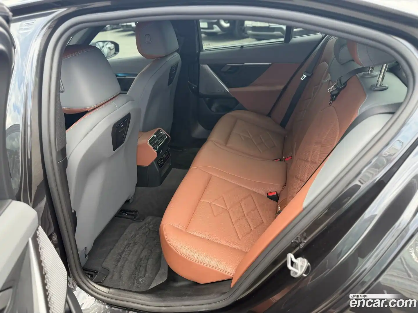 i5 BMW 2024.1-OPTION-015