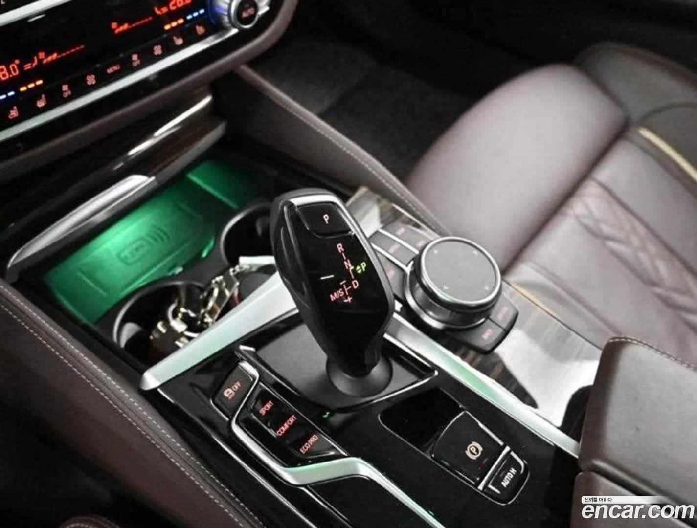 5-Series BMW 2023.0-INNER-009