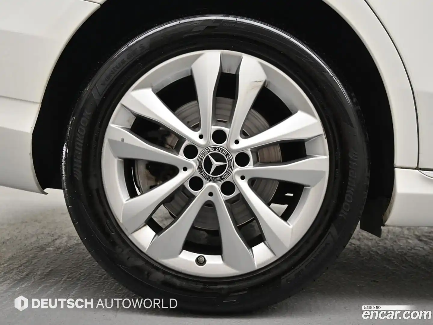C-Class Mercedes-Benz 2020.5-OUTER-005