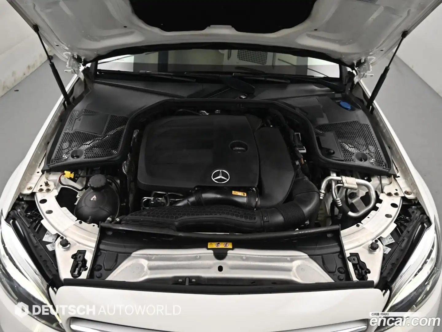 C-Class Mercedes-Benz 2020.5-OUTER-006
